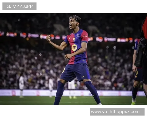 巴萨今日训练吸引众星参与巴尔德埃里克伯纳尔什琴斯尼齐聚一堂